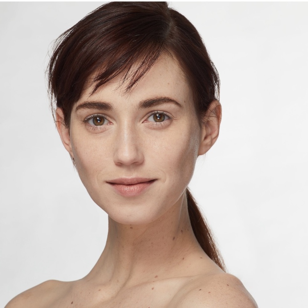 ESTEE LAUDER DOUBLE WEAR - Picture 2 of 4